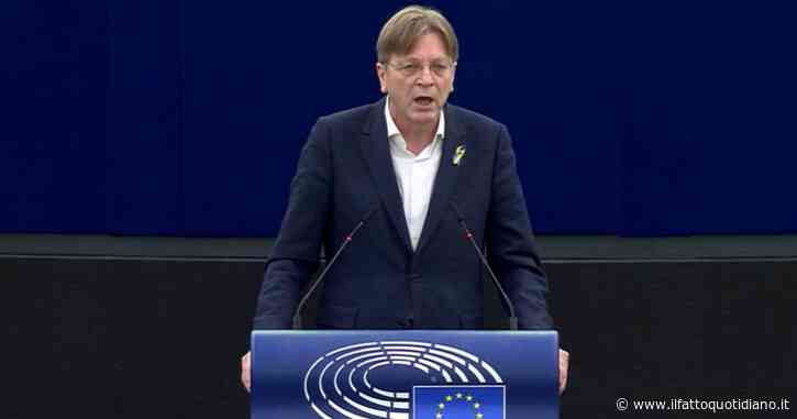 Sanzioni alla Russia, Verhofstadt ai vertici Ue: “la vostra strategia non funziona, dobbiamo affrontare i 6000 che lavorano con Putin”