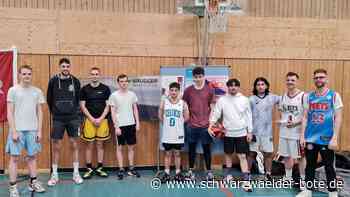 Viele Körbe gegen Rassismus - Basketballturnier anlässlich Schramberg zeigt Haltung - Schwarzwälder Bote