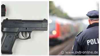 Aufruhr in Bad Aibling: Mann mutmaßlich von zwei Tätern mit Waffe bedroht - Polizei rückt mit Großaufgebot an - wasserburg24.de