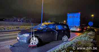 Automobilist gewond bij botsing met vrachtwagen langs Expresweg - Het Laatste Nieuws