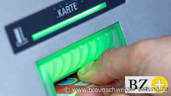 Landessparkasse bietet Flüchtlingen Konten zunächst gratis an