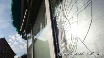 Unbekannter wirft Steine: Polizei sucht Zeugen nach Sachbeschädigung in Schonstett