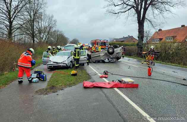 FW Bad Segeberg: Frontalzusammenstoß auf der Bundesstraße 432 - drei Verletzte