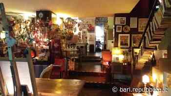 Bari, dimentica gli anelli nel bagno di un locale e glieli rubano. L'appello: "Riportateli anche in forma ano… - La Repubblica