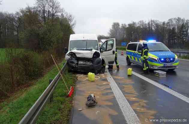 FW Sonsbeck: Auslaufende Betriebsmittel nach Verkehrsunfall auf der A57