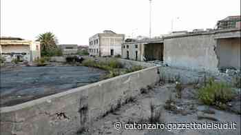 La bonifica dell’ex area Sensi nel porto di Crotone. Il sindaco: «Dato mandato agli uffici» - Gazzetta del Sud - Edizione Catanzaro, Crotone, Vibo