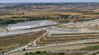 Crotone, rifiuti d’altre province a Columbra. “L’ordinanza regionale illegittima” - Gazzetta del Sud - Edizione Catanzaro, Crotone, Vibo
