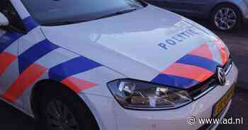 Inbrekers halen kluis leeg bij bedrijf, terwijl het personeel gewoon aan het werk is - AD.nl