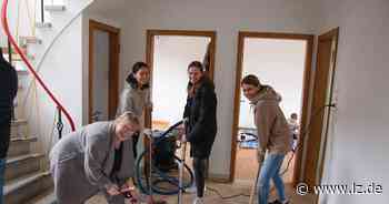 Ehrenamtliche der Mosaik Church entrümpeln Wohnhaus für Geflüchtete | Lokale Nachrichten aus Detmold - Lippische Landes-Zeitung