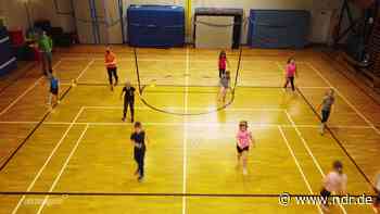 KISS Stralsund - der Kinderfreundlichste Verein in MV - NDR.de