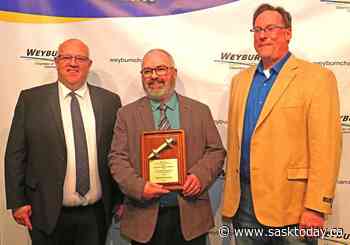Weyburn teacher, volunteer named 2022 Golden Spike Award winner - SaskToday.ca