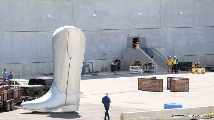'The golden ticket:' Tesla, Elon Musk ready for giant grand opening party in Austin - Austin American-Statesman
