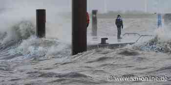 Tief „Nasim“ fegt über Deutschland: Orkanböen im Harz, Lkw auf Autobahn umgekippt