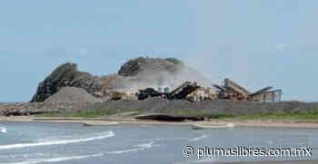 El saqueo de Balzapote/Columna - plumas libres