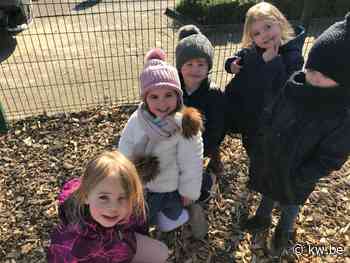 Nieuwe kleuterspeelplaats van gemeentelijke basisschool De Zonnebloem in Ardooie is klaar - KW.be