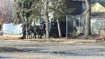 Saskatoon police charge man involved in standoff
