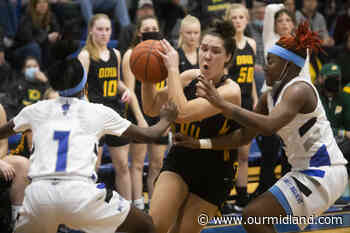HH Dow High School vs. Flint Carman-Ainsworth High School girls' basketball - Midland Daily News
