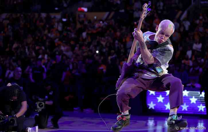 Red Hot Chili Peppers’ Flea plays American national anthem on bass at Los Angeles Lakers home game
