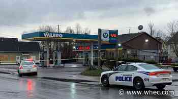 Police: Rochester woman stabbed in fight, man who tried to intervene also stabbed