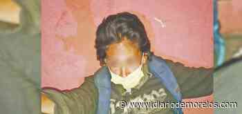 Amarran vecinos en Cuernavaca a una mujer que abría autos para robar - Diario de Morelos