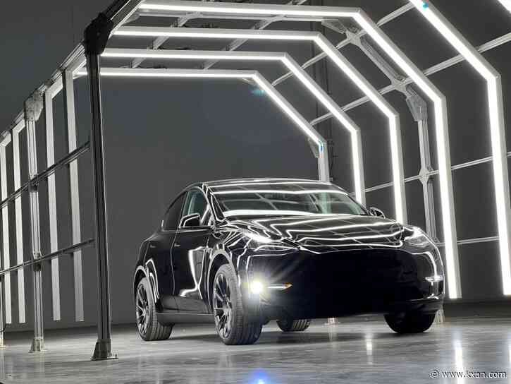 VIDEO: Inside 'Cyber Rodeo' opening party at Giga Texas