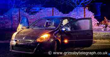Lucky escape for two women after car hits wall in Cleethorpes - Grimsby Live