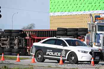 Update: Truck accident blocking northbound HOV lane entrance to Massey Tunnel - Delta Optimist