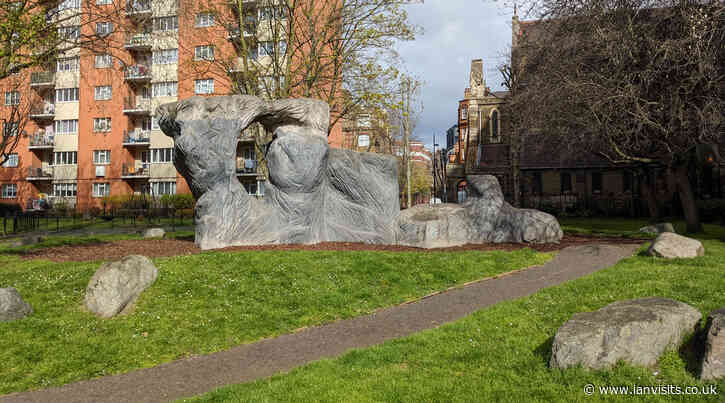 London’s Pocket Parks: Bramber Green, WC1