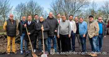 Eine Freilufthalle für Haaren: Wie ein Sportplatz mit Dach