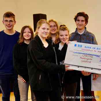 Schulzentrum in Essen spendet zehntausende Euro für Ukraine-Hilfe - Radio Essen