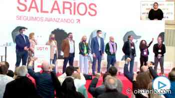 Sánchez canta ‘La Internacional’ que pide «hundir el imperio burgués» mientras exige moderación... - Okdiario