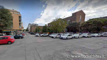 Picchiato e rapinato di smartphone ed orologio