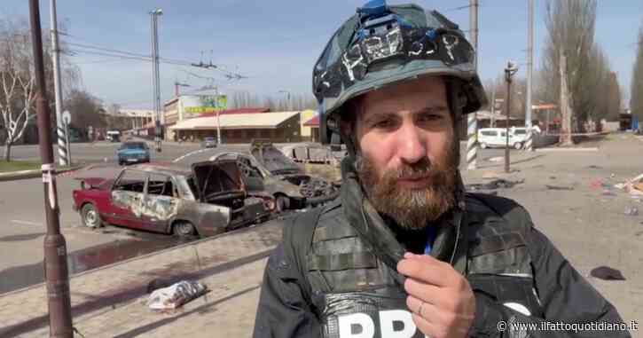 Guerra Russia-Ucraina, missili sui civili in fuga. Il racconto da Kramatorsk del giornalista: “Corpi spostati in sacchi neri, restano valigie e pupazzi”