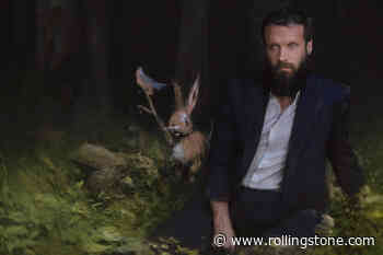 Father John Misty Charms Us Like Cole Porter on LSD