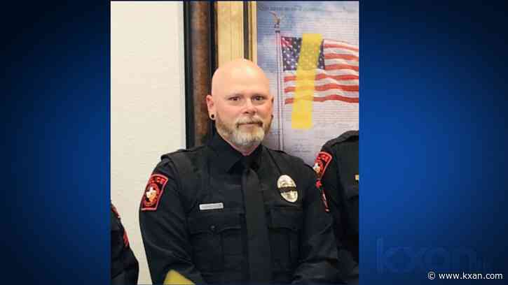 Mustang Ridge officer hit on I-35 during funeral procession undergoes surgery