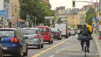 Kaum Personal für die Verkehrswende auf der Straße - Inforadio vom rbb