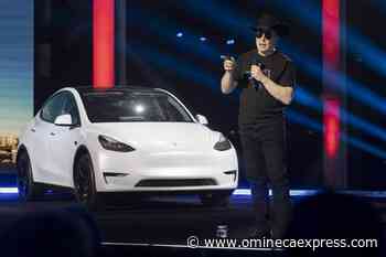 Musk says Tesla will build vehicle designed to be a robotaxi - Omineca Express