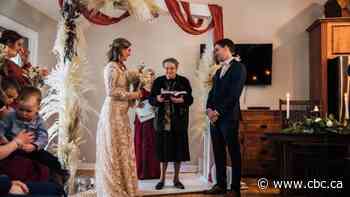 Edmonton wedding industry booming as couples play pandemic catch-up - CBC.ca