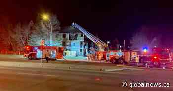 Firefighters battle early morning blaze in west Edmonton - Global News