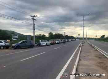 Promoção na gasolina gera fila de mais de 1km em Juazeiro - Badalo
