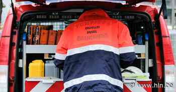 Twee auto's in de as gelegd door brandende scooter in Anderlecht - Het Laatste Nieuws