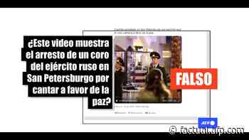 Este coro ruso no fue detenido por cantar a favor de la paz en 2022, sino en una actuación en 2015 - AFP Factual
