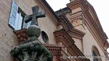 Visita guidata in centro per scoprire "simboli e immagini sacre a Modena" - ModenaToday