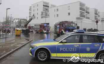 Brand im Tonnenraum - Größerer Feuerwehreinsatz in Augsburg-Kriegshaber | Presse Augsburg - Presse Augsburg