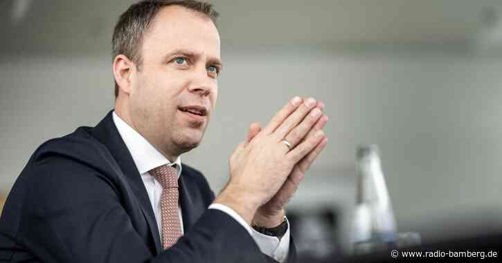 CDU-Spitze stellt sich in Russland-Diskussion hinter Merkel