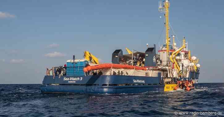 Deutsches Rettungsschiff rettet Migranten im Mittelmeer