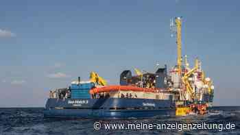 Deutsches Rettungsschiff rettet Migranten im Mittelmeer