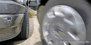 Schwierigkeiten beim Ausparken - Coburg: 66-Jähriger rempelt zweimal hintereinander dasselbe Auto - Neue Presse Coburg