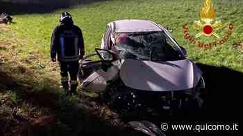 Esce di strada e finisce in un prato: illeso 20enne - QuiComo