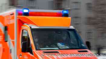 Mann stirbt im Auto